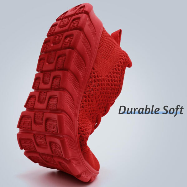 Men's Lightweight Running Shoes Slip On Walking Tennis Gym Shoes Fashion Sneakers