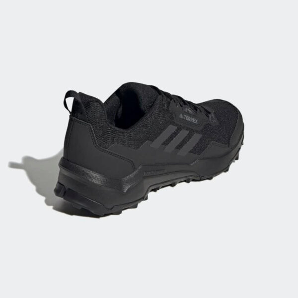 6899b99e4572605ec802effbec369919a602c451c0466bcfe68be.jpg adidas Men's Terrex Ax4 Gore-tex Hiking Sneaker