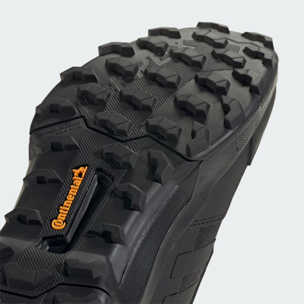 6899b9a2c9cd6c06810377da43eeb6befd860f8164ccf076131c4.jpg adidas Men's Terrex Ax4 Gore-tex Hiking Sneaker