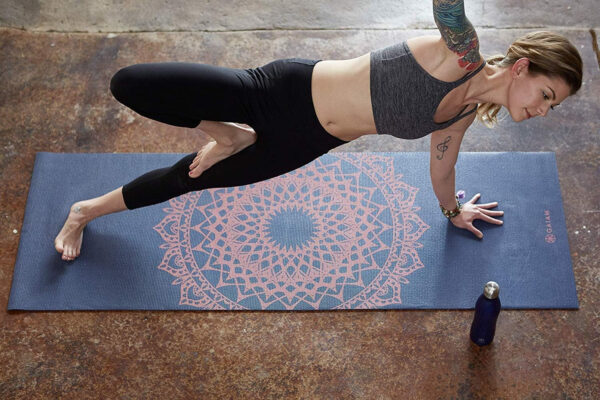 6899c3396f8a446186f92ba048c78e4ea7f19b283a9f616bedcb3.jpg Gaiam Print Yoga Mat, Non Slip Exercise & Fitness Mat for All Types of Yoga, Pilates & Floor Exercises