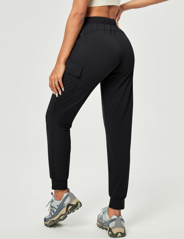 6899f8e81d1436679372d55b5eeb29499e78b16e10e7c9d7451a8.jpg IUGA Women's Hiking Pants Cargo Joggers for Women with Pockets Lightweight Stretchy Quick Dry Travel Athletic Outdoor UPF50+