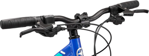 689a32d621337a9b1dec4d465b9281da6a8c463ddd7f1a62c7991.jpg Schwinn GTX Comfort Adult Hybrid Bike, Men and Women, Dual Sport Bicycle, 700c Wheels, Step-Through or Step-Over Lightweight Aluminum Frame