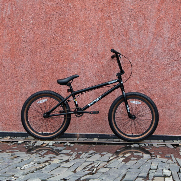 Freestyle BMX Bike, 20 Inch Yaphet Bicycle for Teen Beginner and Adult Riders, Bike with Hi-Ten Steel Frame, Multiple Colors