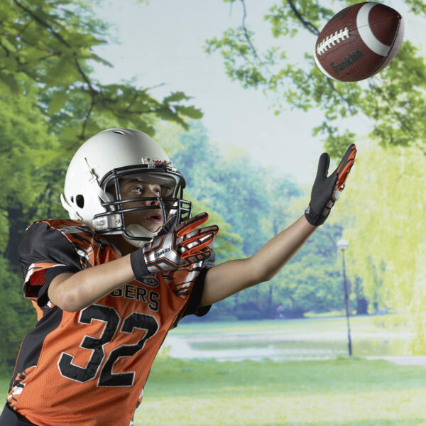 689a3d6cba7a9d0ba0c26e98e7cabd6c6ab390ae46a6abf375779.jpg Franklin Sports Youth + Adult Footballs - Extra Grip 1000 Official Size, Junior + Pee Wee Kids - 1 + 12 Packs