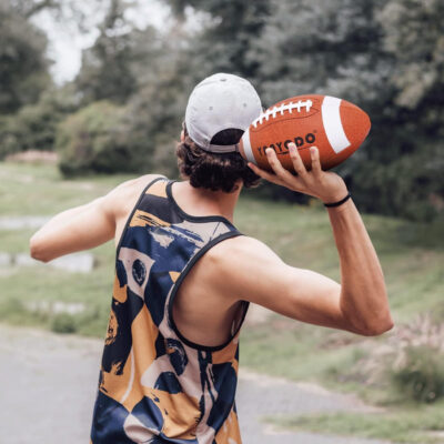 689a3e34681083dd739f1a8af50be7ae7c1713a271fae04917c25.jpg 6 Pack Football Size 6/9 Official Sized Ball with Textured Grip for Youth High School&College Practice, Match and Scrimmage Play Indoors & Outdoors All Weather Use with Pump