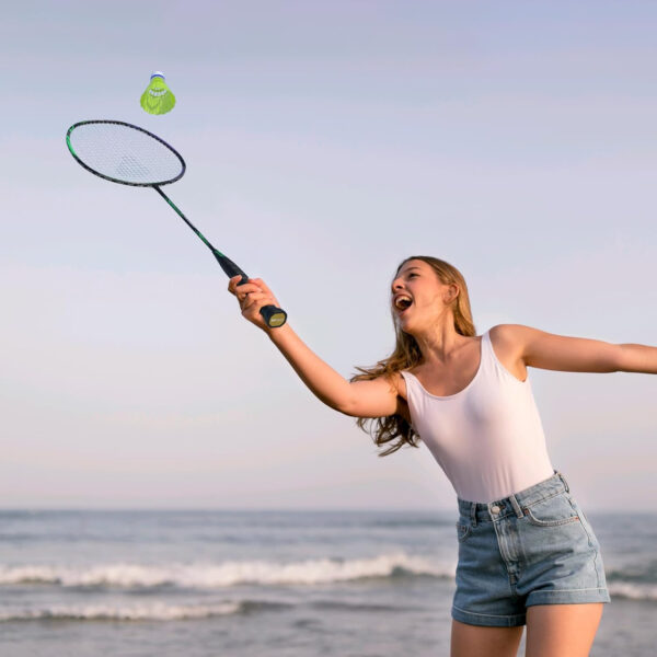 689a466b3377226189ad9e3a03242ea417ef2e2ff78770327309a.jpg Professional Carbon Fiber Badminton Rackets Badminton Racquet for Backyards Gym