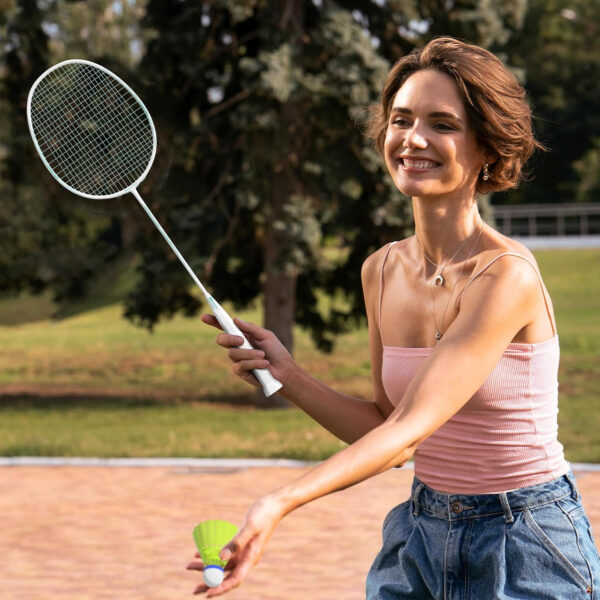 689a469a9993fe786d3005a014df6c9db64873a0ccb8211c751c3.jpg Professional Carbon Fiber Badminton Rackets Badminton Racquet for Backyards Gym
