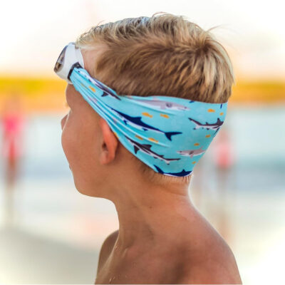 689a4e4e644ace3f3aa4edd69b8cc567b4396e7b1c5e0c08aea69.jpg Splash Place SWIM GOGGLES with Fabric Strap - Adult & Kids Swim Goggles - BLUES & GREENS