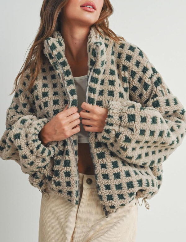 Esmeling Women’s Long Sleeve Cropped Sherpa Fleece Plaid Jacket Casual Chunky Teddy Fleece Outerwear