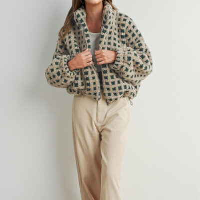 Esmeling Women’s Long Sleeve Cropped Sherpa Fleece Plaid Jacket Casual Chunky Teddy Fleece Outerwear