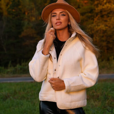 PRETTYGARDEN Women 2024 Fall Winter Fleece Jacket Long Sleeve Casual Button Fuzzy Sherpa Cropped Coats Outerwear with Pockets