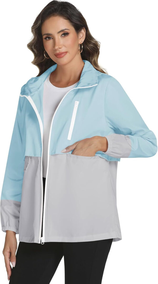 689b6dfdc9aa5ab85835cc5ed1ec7124723e9b4d9cafd9398d569.jpg Avoogue Rain Jacket Women with Hooded Lightweight Waterproof Raincoats Packable Zipper Pockets Windbreakers