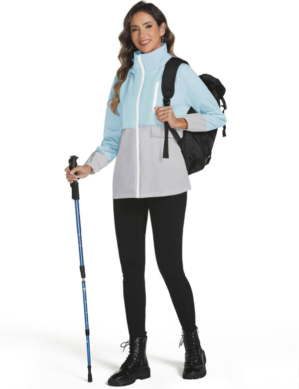 689b6e00a3cf21c9eb1ec140b34cbf6b6745e587eab0d424cff96.jpg Avoogue Rain Jacket Women with Hooded Lightweight Waterproof Raincoats Packable Zipper Pockets Windbreakers