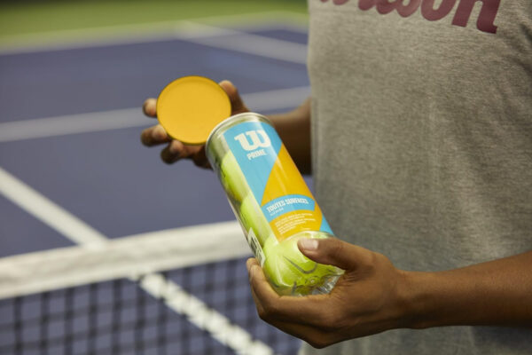 689c040bb4f56f5dad24ac7ebffee6b5113dae2bbe58981906eef.jpg Wilson Prime All Court Tennis Ball